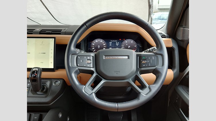 2024 認定中古車 Land Rover Defender 110 フジホワイト D300 AWD（AT） X-DYNAMIC HSE