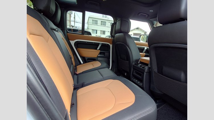 2024 認定中古車 Land Rover Defender 110 フジホワイト D300 AWD（AT） X-DYNAMIC HSE