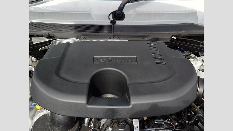 2024 認定中古車 Land Rover Defender 110 フジホワイト D300 AWD（AT） X-DYNAMIC HSE