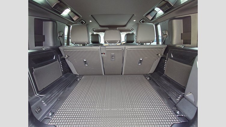 2024 認定中古車 Land Rover Defender 110 フジホワイト D300 AWD（AT） X-DYNAMIC HSE