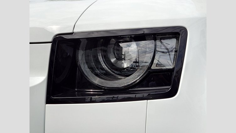 2024 認定中古車 Land Rover Defender 110 フジホワイト D300 AWD（AT） X-DYNAMIC HSE