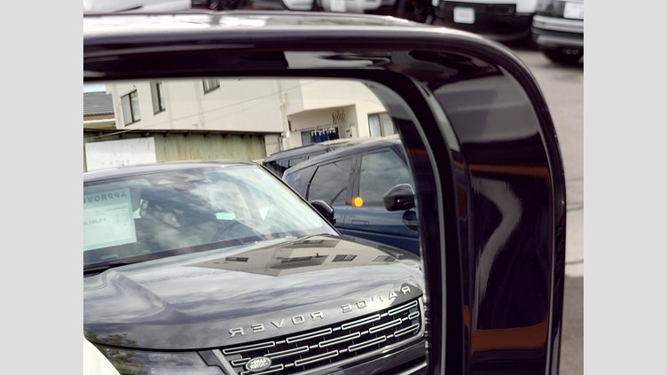 2024 認定中古車 Land Rover Defender 110 フジホワイト D300 AWD（AT） X-DYNAMIC HSE