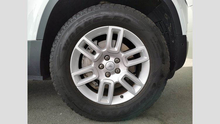 2023 認定中古車 Land Rover Defender 110 フジホワイト D300 AWD（AT） S