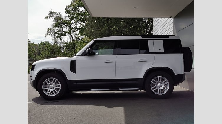 2023 認定中古車 Land Rover Defender 110 フジホワイト D300 AWD（AT） S