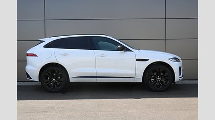F-Pace 6