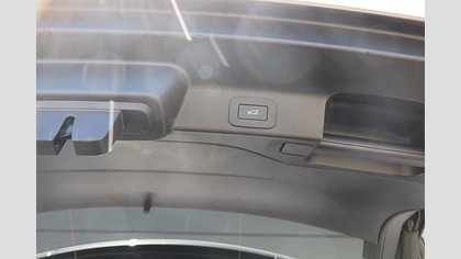F-Pace 12