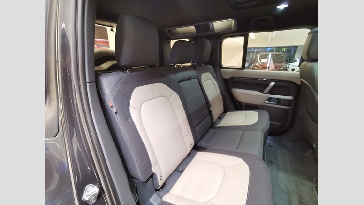 2023 認定中古車 Land Rover Defender 110 カルパチアングレイ D300 AWD（AT） X-DYNAMIC HSE