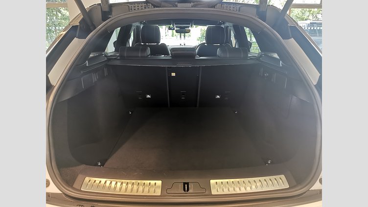 2017 認定中古車 Land Rover Range Rover Velar ユーロンホワイト D180 R-DYNAMIC SE