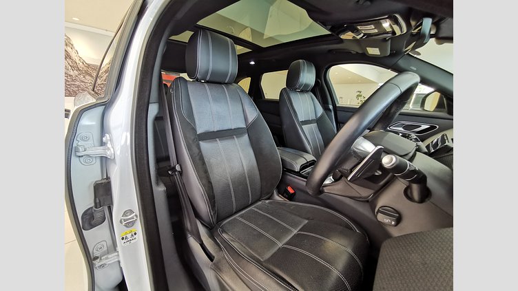 2017 認定中古車 Land Rover Range Rover Velar ユーロンホワイト D180 R-DYNAMIC SE