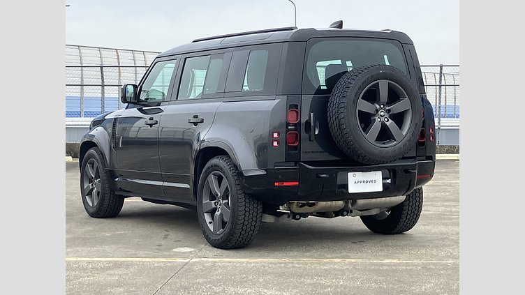 2024 認定中古車 Land Rover Defender 110 カルパチアングレイ D350 ディーゼルマイルドハイブリッド X-Dynamic HSE