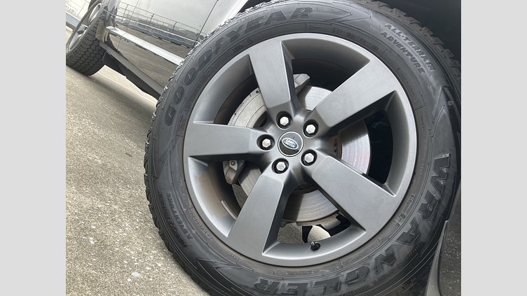 2024 認定中古車 Land Rover Defender 110 カルパチアングレイ D350 ディーゼルマイルドハイブリッド X-Dynamic HSE