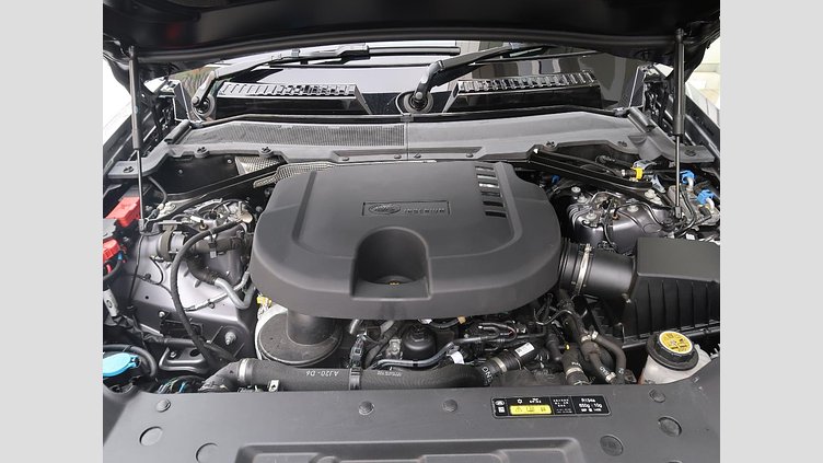 2021 認定中古車 Land Rover Defender 110 アイガーグレイ D300 AWD（AT） X