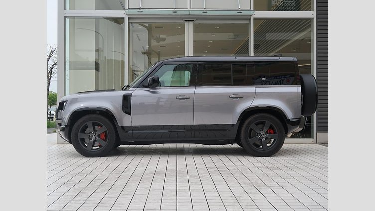 2021 認定中古車 Land Rover Defender 110 アイガーグレイ D300 AWD（AT） X