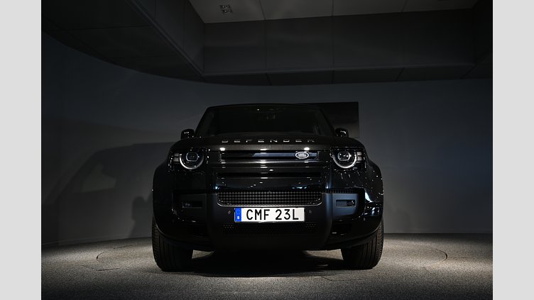 2026 Ny Land Rover Defender 110 Santorini Black AWD P300e PHEV X-Dynamic SE