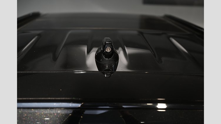 2026 Ny Land Rover Defender 110 Santorini Black AWD P300e PHEV X-Dynamic SE