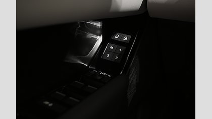 Range Rover Velar 16