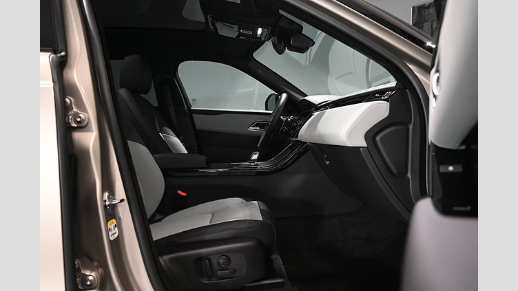 2025 Ny Land Rover Range Rover Velar Batumi Gold (guld färg) P400e Bensin Plug-in Elhybrid P400e Dynamic SE