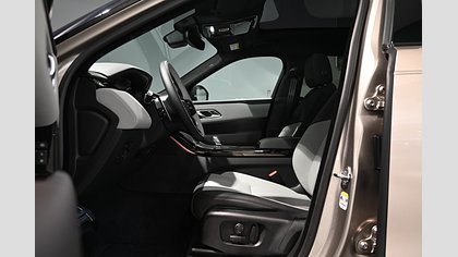 Range Rover Velar 11