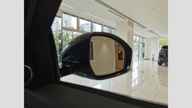 2024 認定中古車 Land Rover Range Rover Evoque ソウルパールシルバー プラグインハイブリッド（ガソリン） Standard Wheelbase DYNAMIC HSE