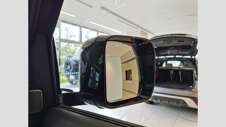 2024 認定中古車 Land Rover Defender 130 セドナレッド D300 AWD（AT） X-DYNAMIC HSE