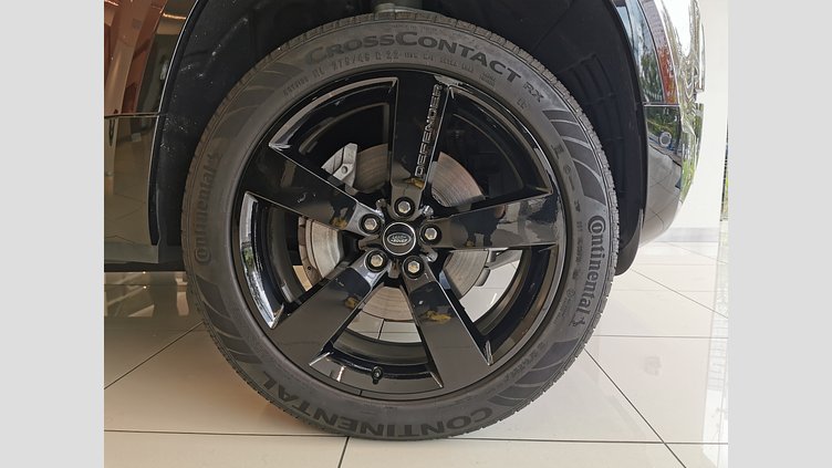 2024 認定中古車 Land Rover Defender 130 セドナレッド D300 AWD（AT） X-DYNAMIC HSE