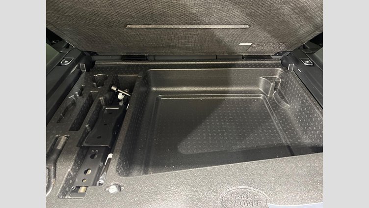 2023 認定中古車 Land Rover Defender 110 フジホワイト D300 AWD（AT） S