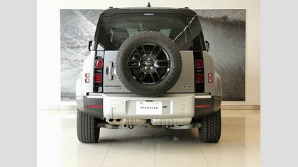 Defender 110 7