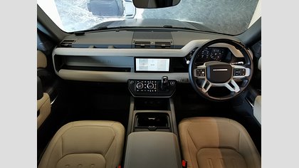 Defender 110 2