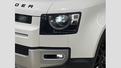 Defender 110 42