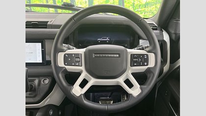 Defender 110 71
