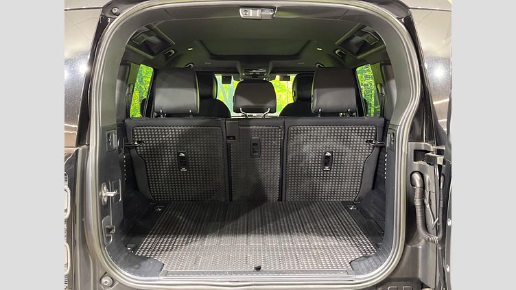 2023 認定中古車 Land Rover Defender 110 サントリーニブラック D300 AWD（AT） X