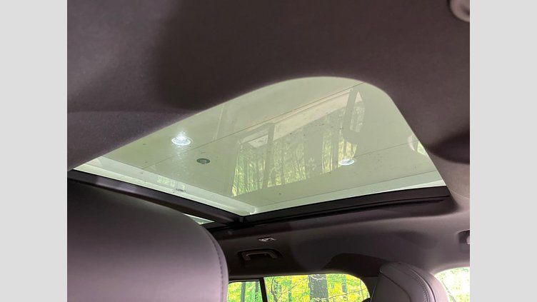 2023 認定中古車 Land Rover Defender 110 サントリーニブラック D300 AWD（AT） X