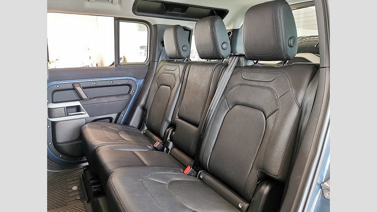2023 認定中古車 Land Rover Defender 110 タスマンブルー D300 AWD（AT） S
