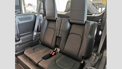 Defender 110 6