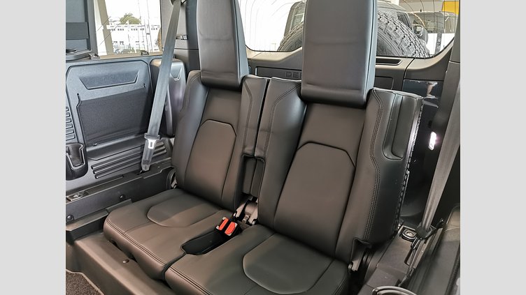 2023 認定中古車 Land Rover Defender 110 タスマンブルー D300 AWD（AT） S