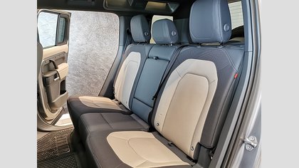 Defender 110 5