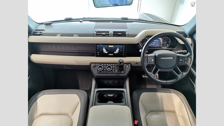 2023 認定中古車 Land Rover Defender 110 アイガーグレイ D300 AWD（AT） X-DYNAMIC SE