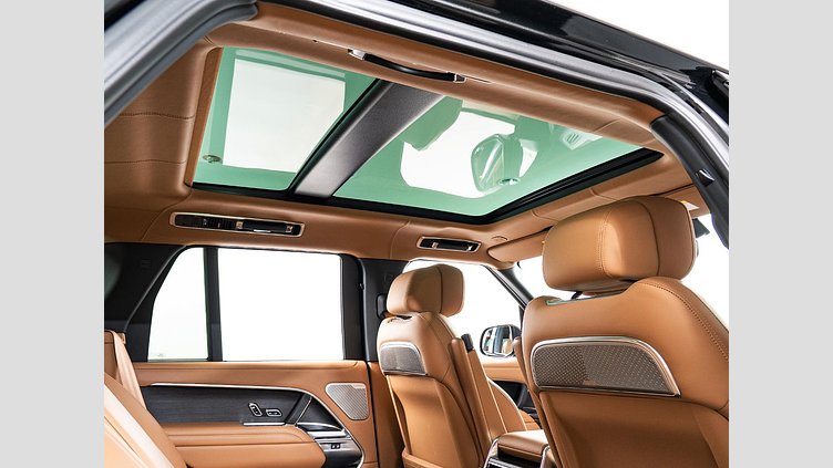 2024 認定中古車 Land Rover Range Rover サントリーニブラック D350 AWD MHEV（AT） スタンダードホイールベース Autobiography