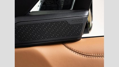 Range Rover 64