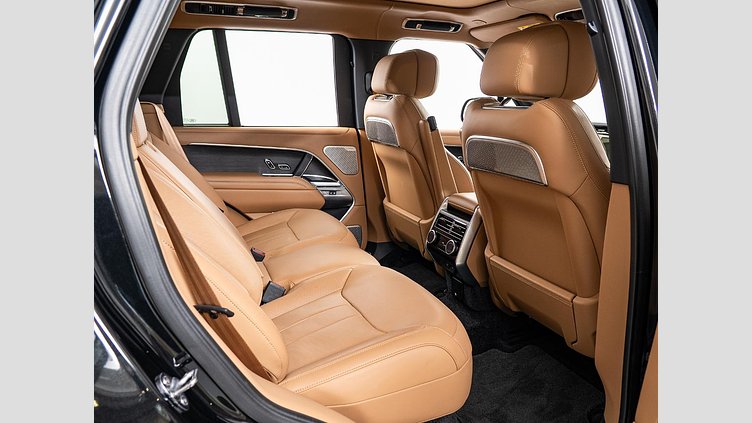 2024 認定中古車 Land Rover Range Rover サントリーニブラック D350 AWD MHEV（AT） スタンダードホイールベース Autobiography