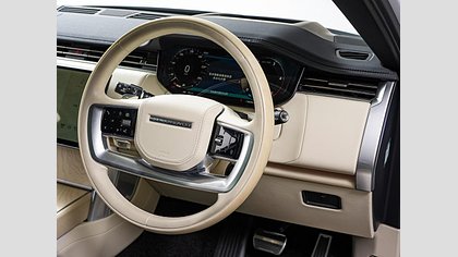Range Rover 25