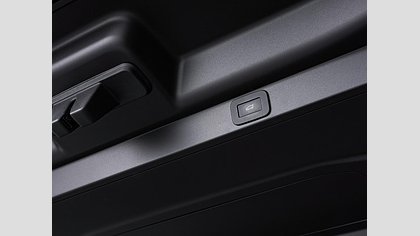 Range Rover 24