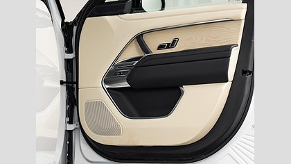 Range Rover 23