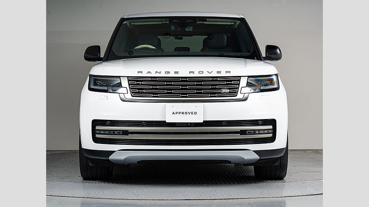 2024 認定中古車 Land Rover Range Rover オストゥーニパールホワイト（お取り扱いの有無については正規ディーラーにお問い合わせください） D300 AWD MHEV（AT） スタンダードホイールベース HSE