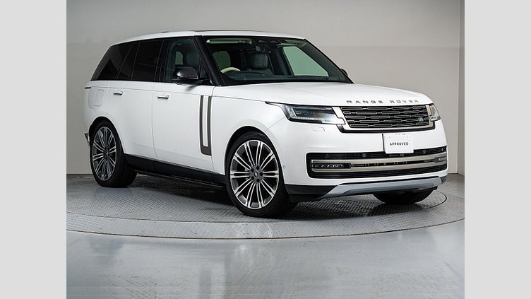 2024 認定中古車 Land Rover Range Rover オストゥーニパールホワイト（お取り扱いの有無については正規ディーラーにお問い合わせください） D300 AWD MHEV（AT） スタンダードホイールベース HSE