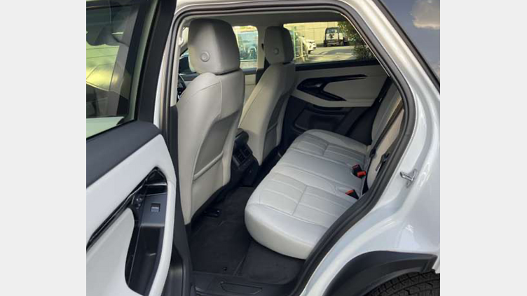 2024 認定中古車 Land Rover Range Rover Evoque フジホワイト D200マイルドハイブリッド（ディーゼル） スタンダードホイールベース S