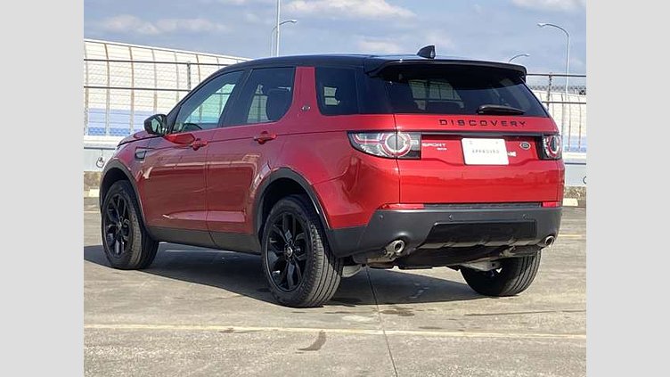 2017 認定中古車 Land Rover Discovery Sport Firenze Red 2.0 litre i4D Diesel 7人乗り フロントシートヒーター＆クーラー リヤシートヒーター ステアリングホイールヒーター 19インチスタイル5021グロスブラックホイール MERIDIANサラウンドサウンドシステム プライバシーガラス ブラックパック