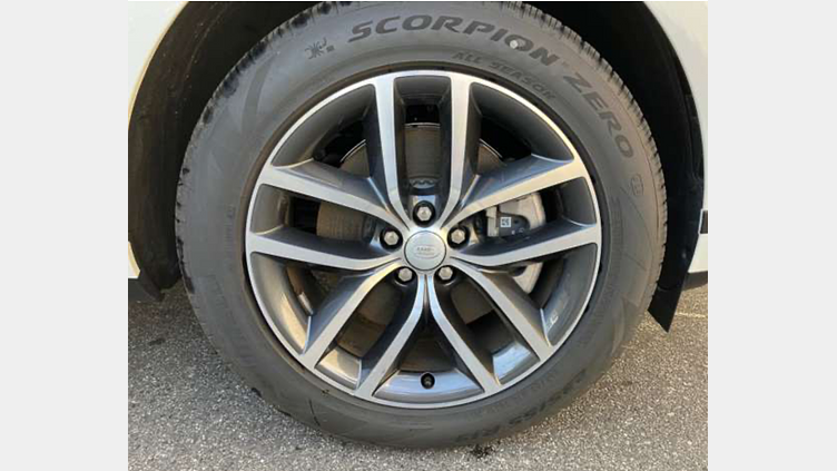 2024 認定中古車 Land Rover Range Rover Evoque フジホワイト D200マイルドハイブリッド（ディーゼル） スタンダードホイールベース S