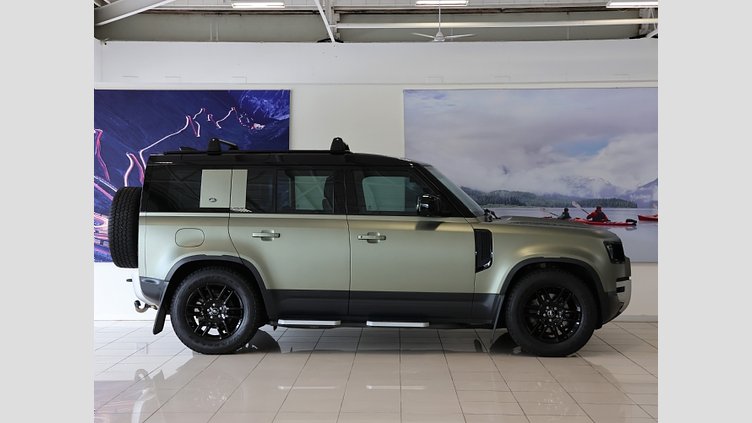 2024 Approved Land Rover Defender 110 Pangea Green Balance of 5 Year/100 000 km's Maintenance plan from inception date. 

**FULL BRAND NEW MATT WRAP***

Electronic Air Suspension, Interior Mirror Smart View,Daytime Running Lamps, Water Wading Aid, Blind Spot Assist, Forward  2024 Land Rover Defender 110 D250 SE
