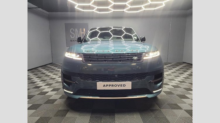 2023 Approved Land Rover Range Rover Sport Giola Green Soft close doors
electric deployable tow bar
heated steering wheel
Pivi Pro Connected
Android Auto
Apple CarPlay
Rear media entertainment
LED headlights 3.0D DYNAMIC HSE (D350)